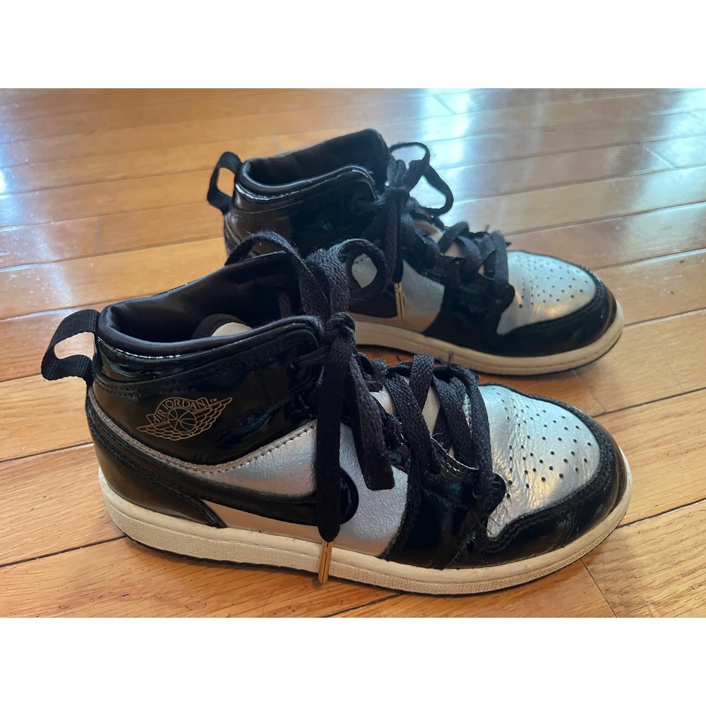 Nike Air Jordan 1 Mid SE Silver Black Patent Leather Kids Shoes 1.5Y BQ6932-001